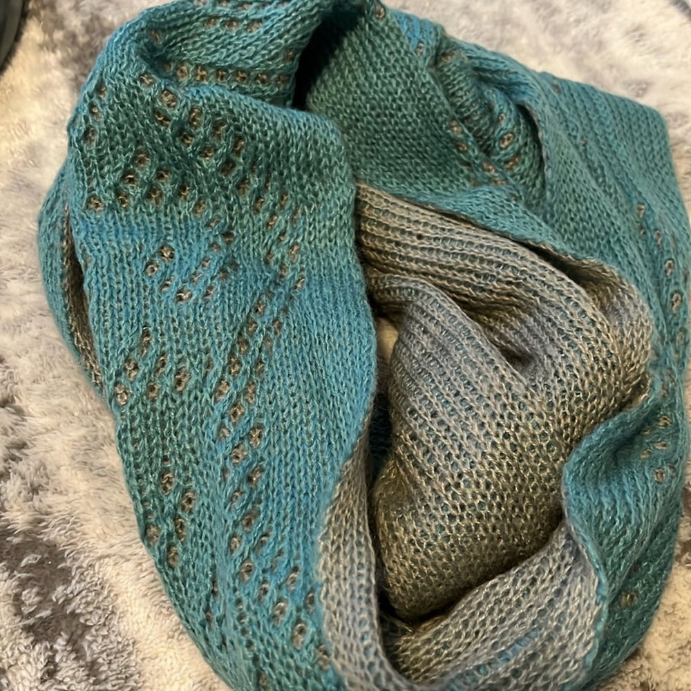 Infinity scarf